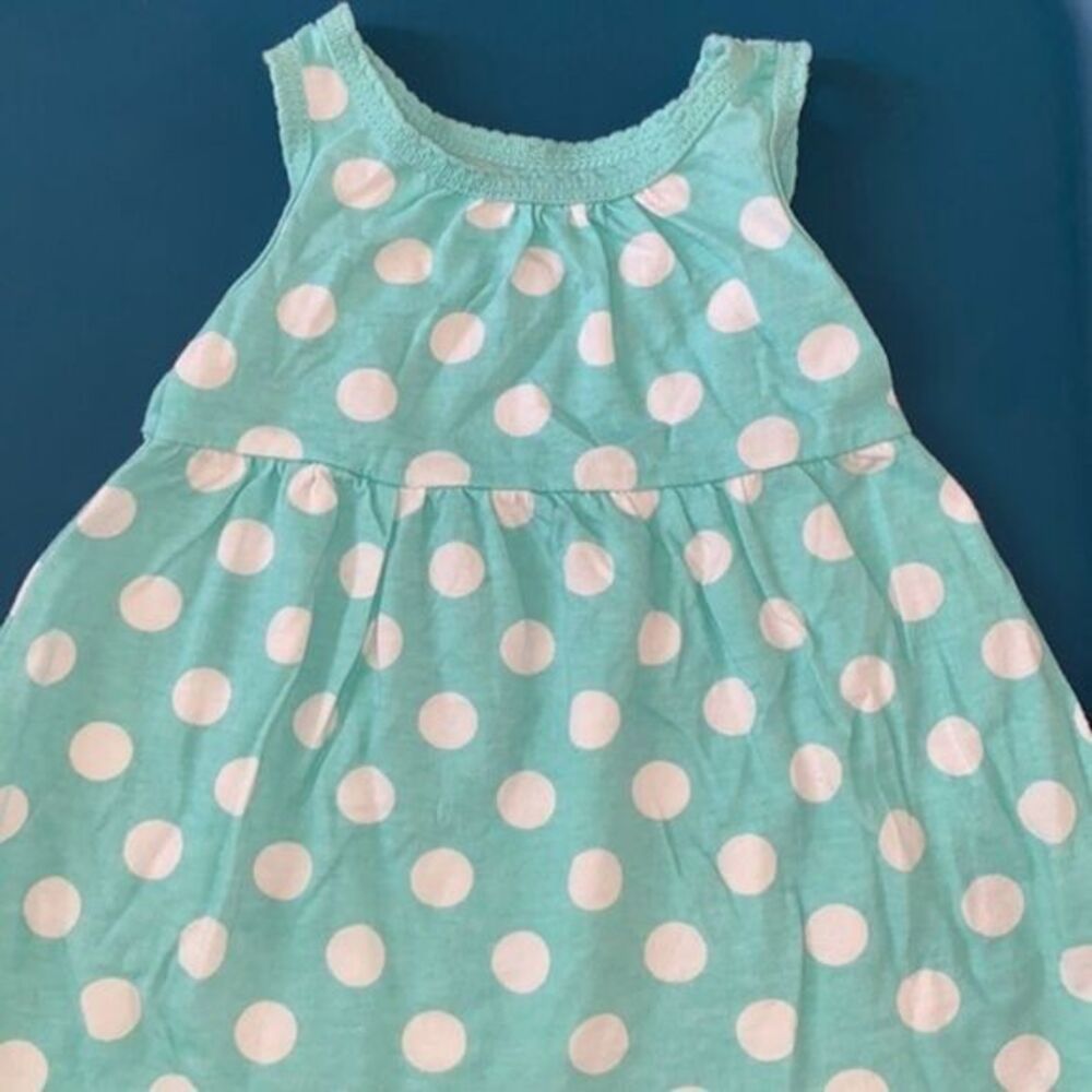 🛍Cute Little Girls dress size 0-3 months